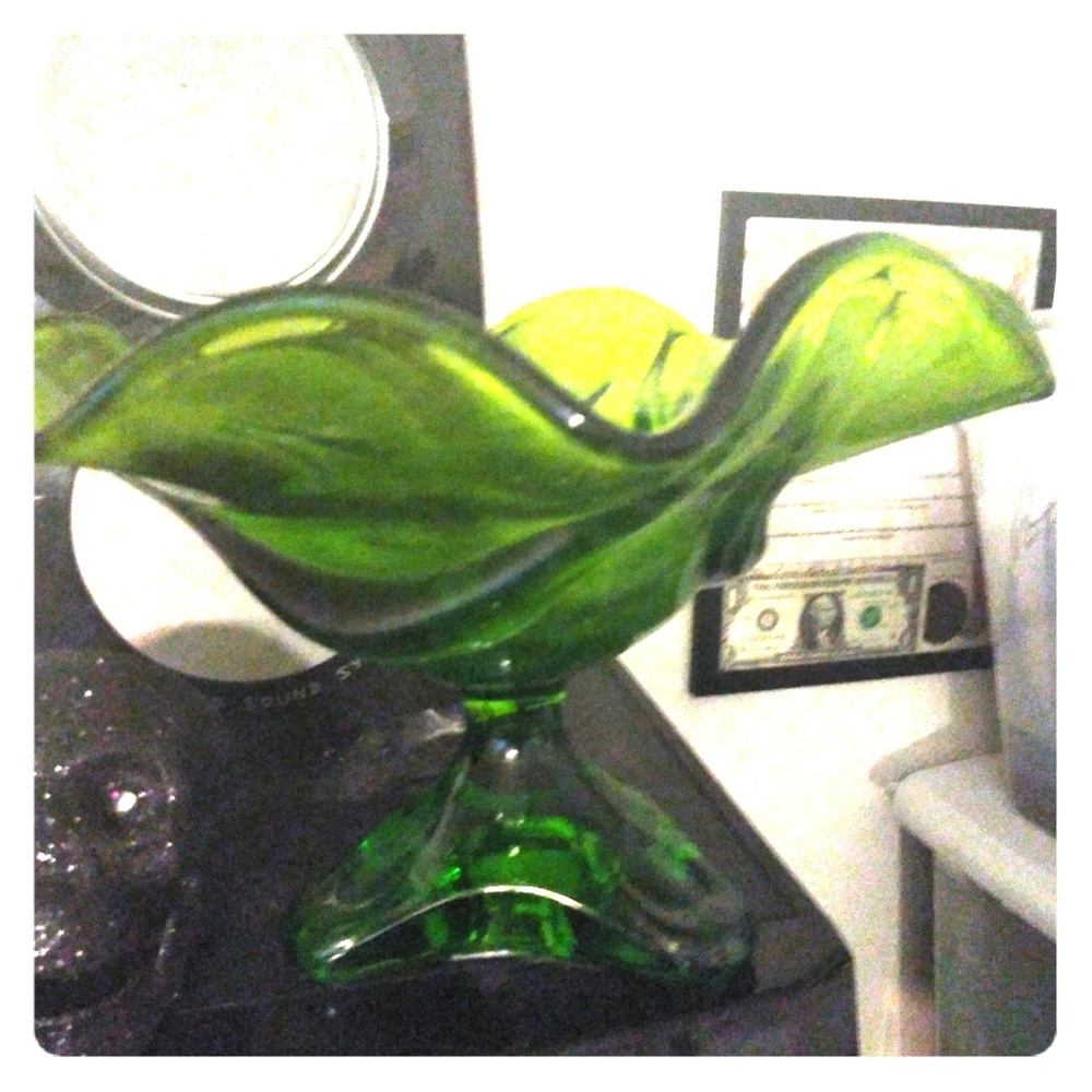 2 pieces of depression glass